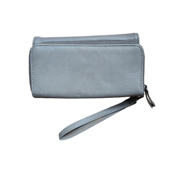 Jessica Simpson wristlet - Picture 4 of 5